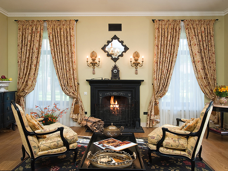 Бра в интерьере