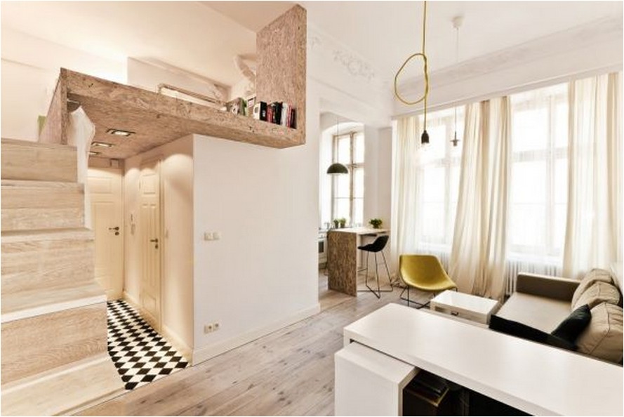 Небольшая комнатка