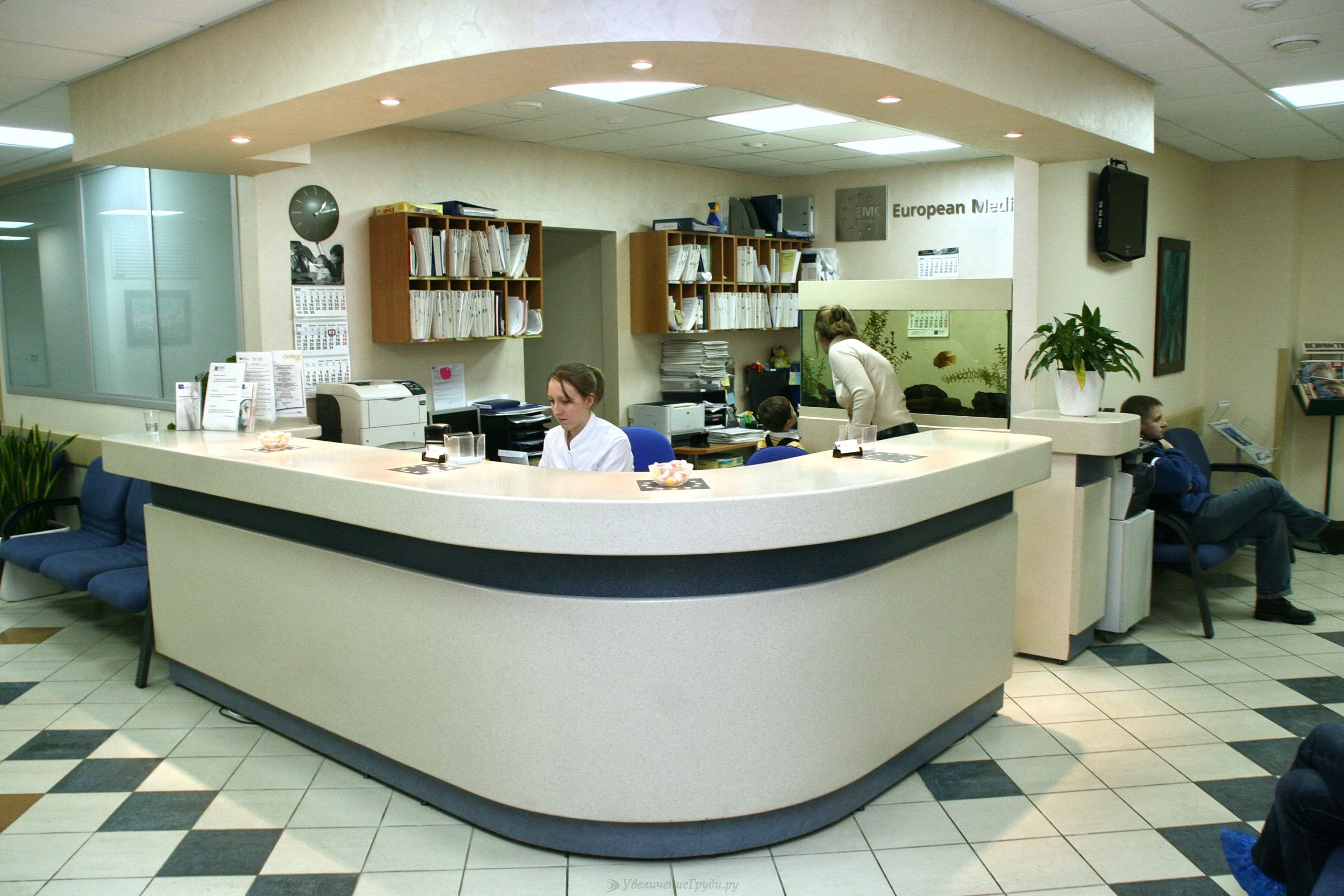 Что лучше: частная или государственная клиника?