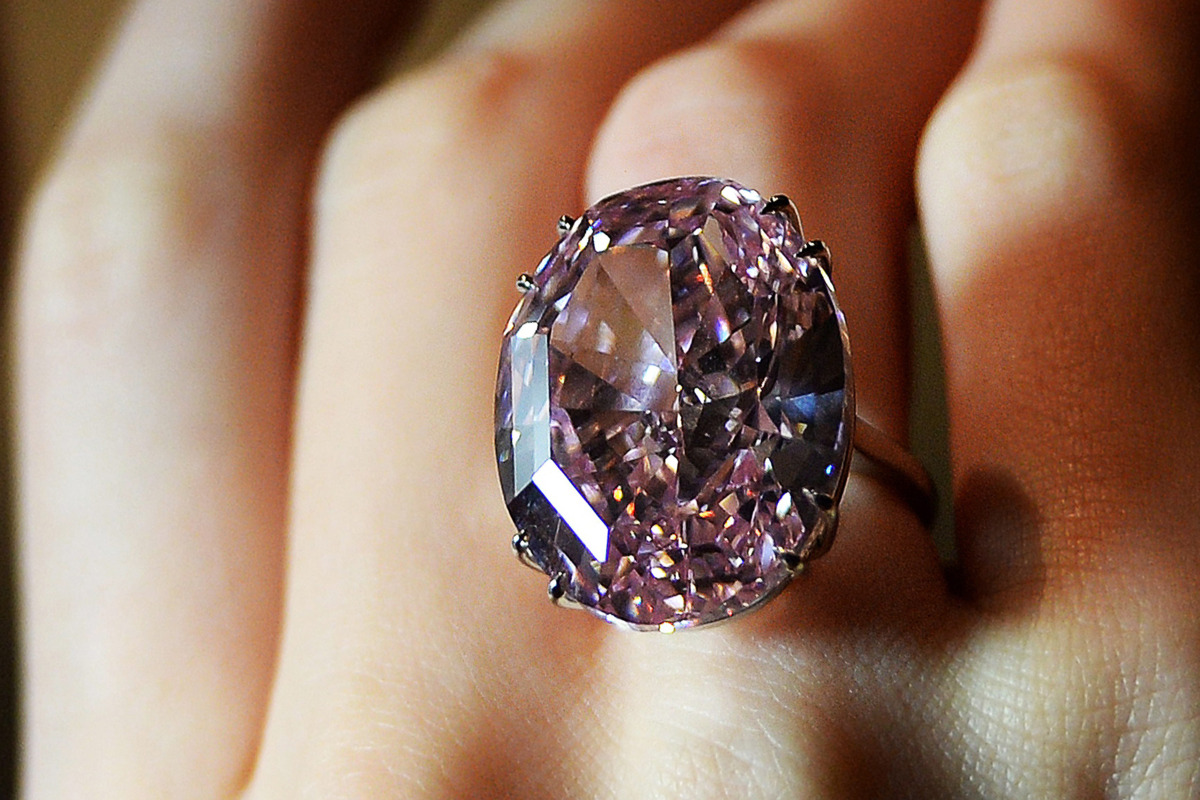 Кольцо розовая звезда бриллиант