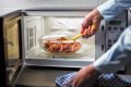 Микроволновая печь как надежный помощник домашней хозяйки