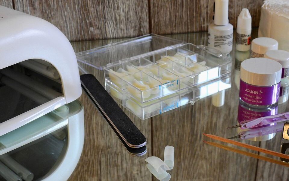 Маникюр: опасности и секреты безупречных ногтей