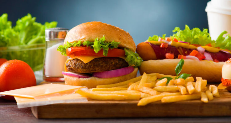 Стоп жир: пищевые привычки, которые мешают похудеть