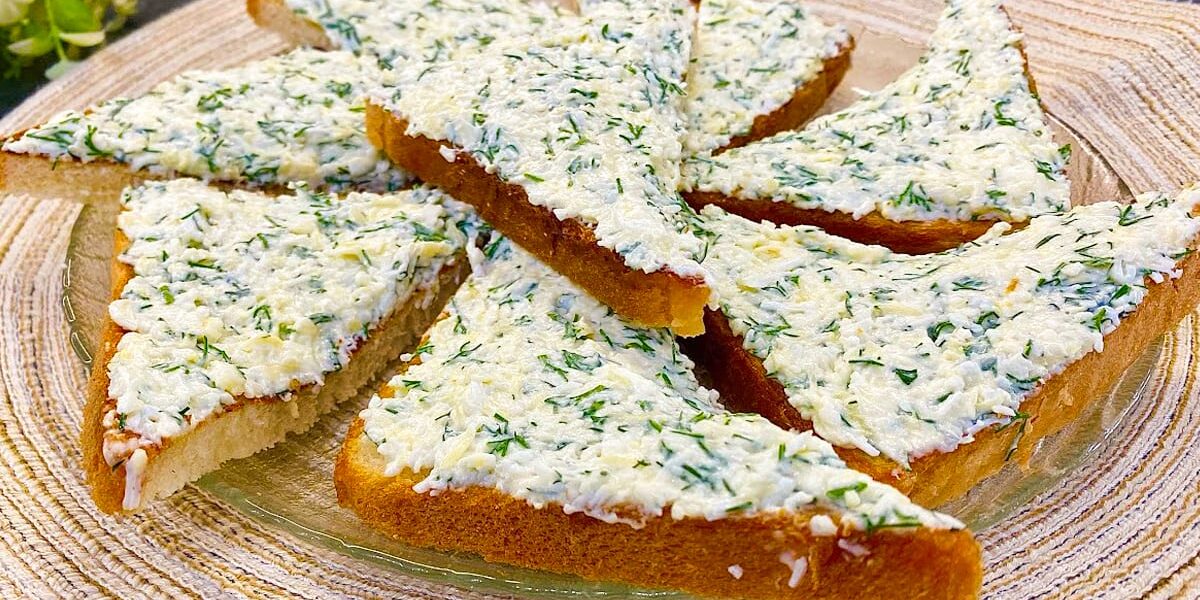 Недорогая намазка из 90-х: простой рецепт для всей семьи