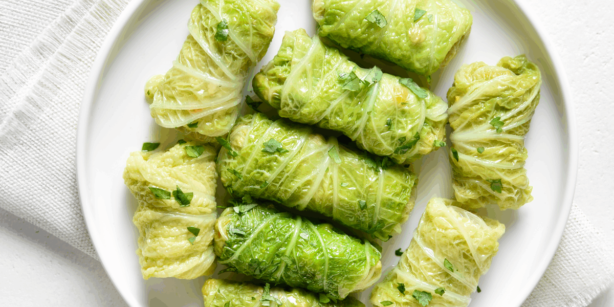 Секрет вкусных голубцов: зачем обжаривать перед тушением