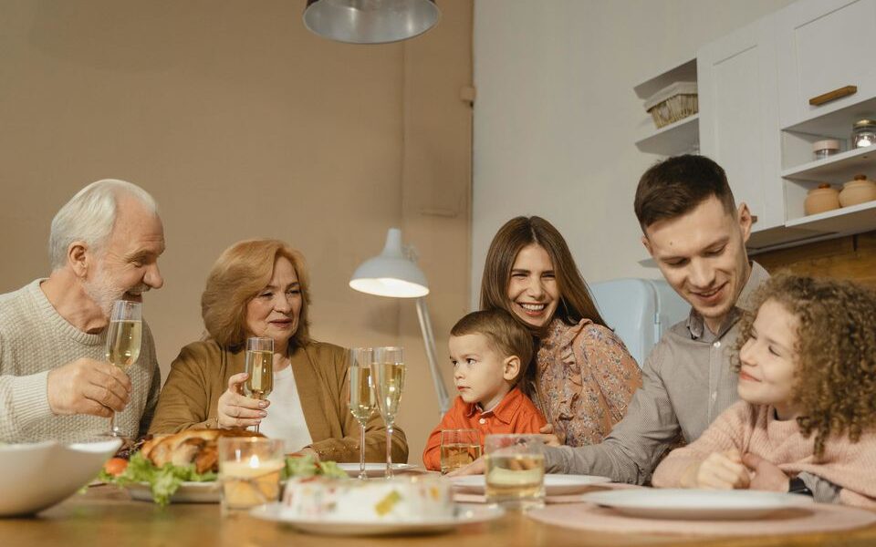 Жизнь с родителями: как сохранить брак и избежать конфликтов