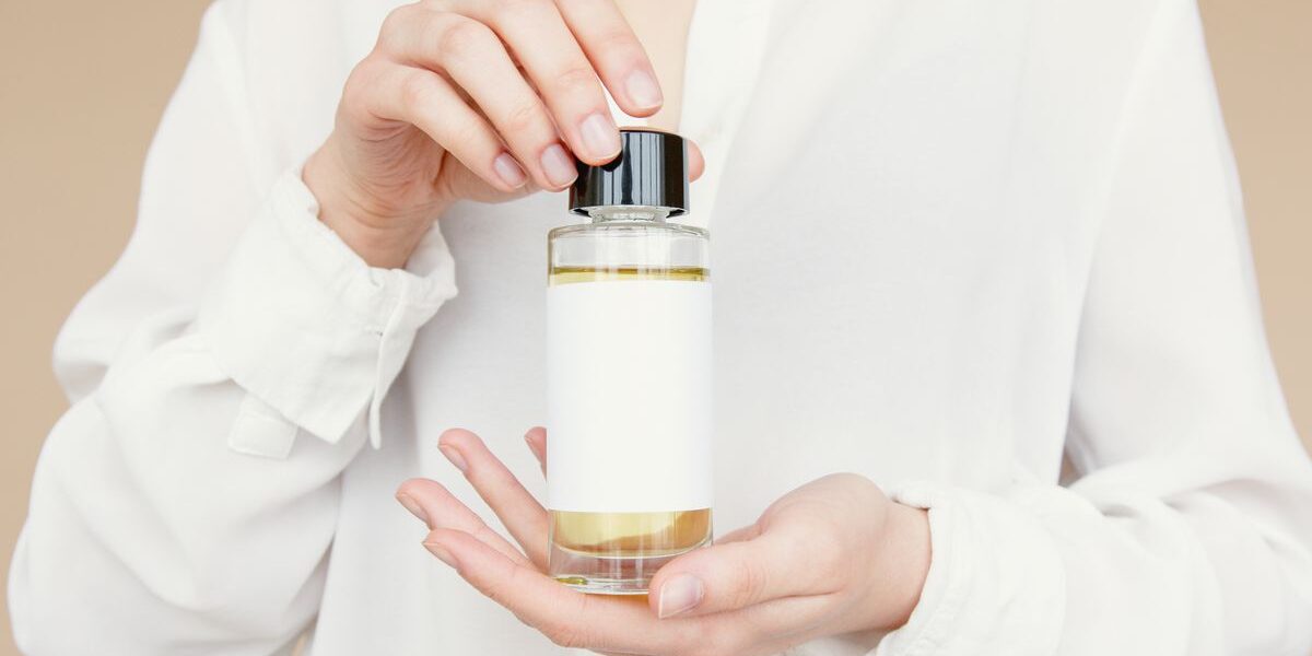 Мицеллярная вода: зачем она нужна каждой женщине