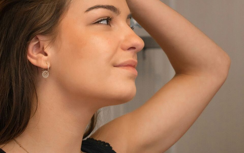 Сухой шампунь: как часто можно использовать без вреда для волос