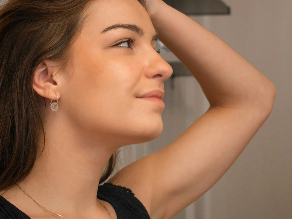 Сухой шампунь: как часто можно использовать без вреда для волос