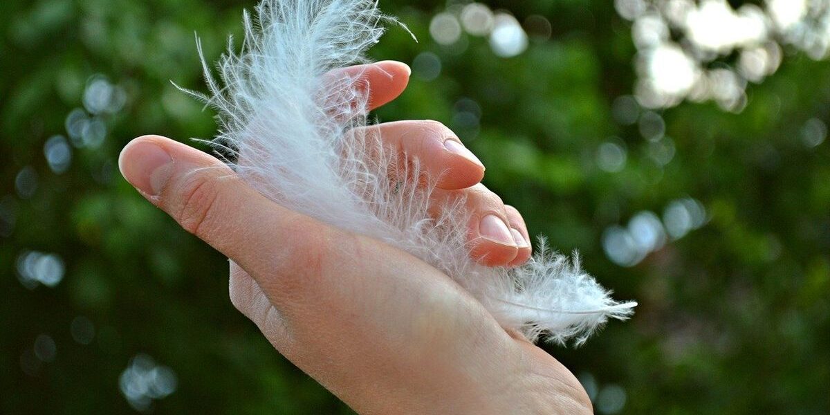 Как быстро снять акриловые ногти дома: пошаговая инструкция