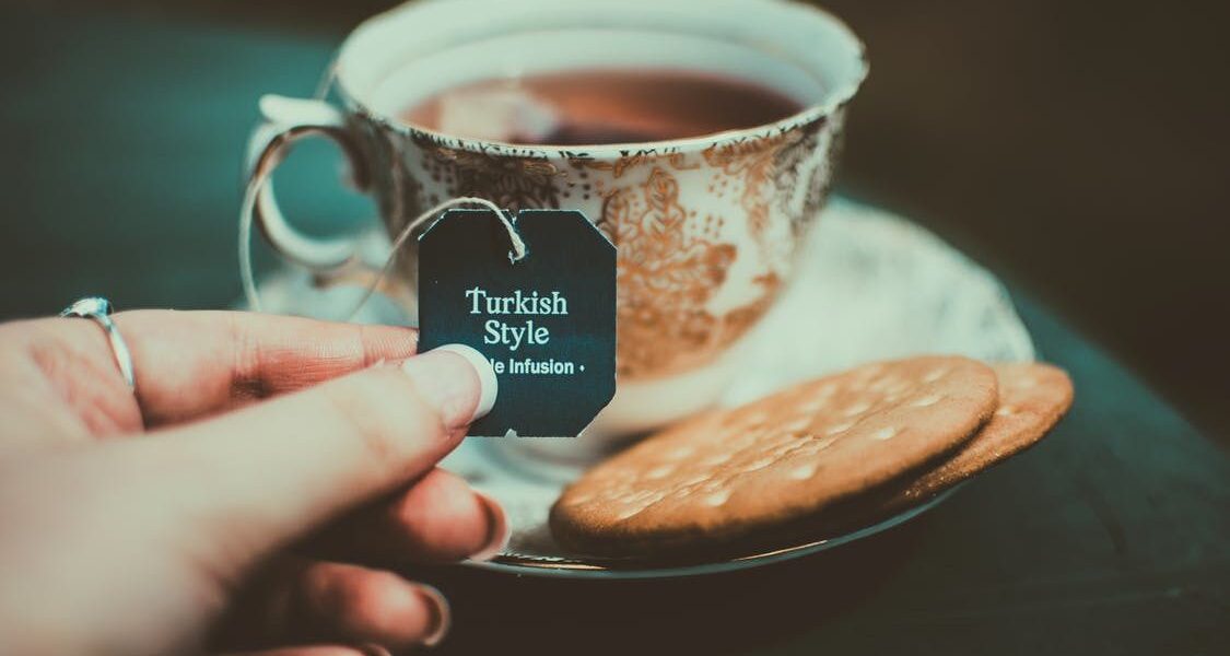 Как справиться с осенней хандрой: советы психолога для женщин