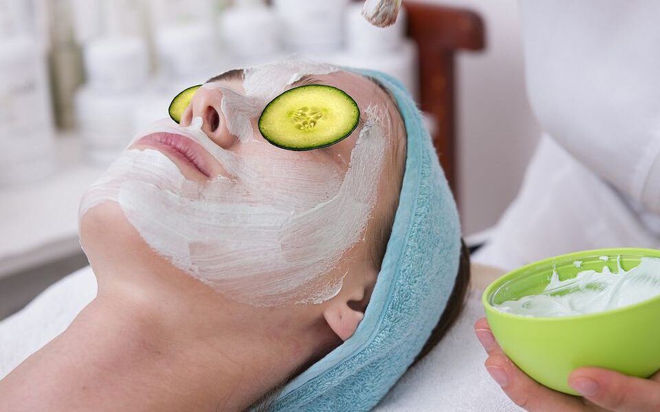 Кефир для красоты кожи: секреты здорового цвета лица