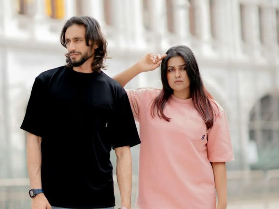 Признаки того, что он заинтересован, но не любит: психология отношений