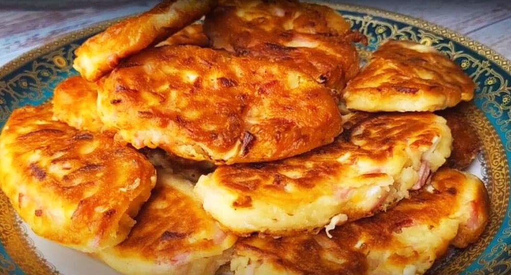 Сытные ленивые пирожки за 10 минут: простой рецепт вкусного завтрака из продуктов, которые всегда под рукой!