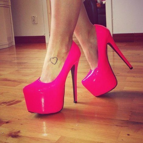 Как носить каблуки без боли: 5 секретов комфорта для ваших ног