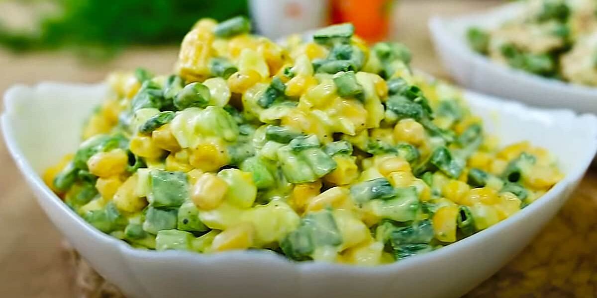 Легкие летние салаты: 2 простых рецепта на каждый день