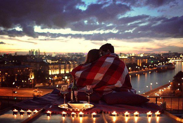 Как удивить любимую: романтические идеи и советы для женщин