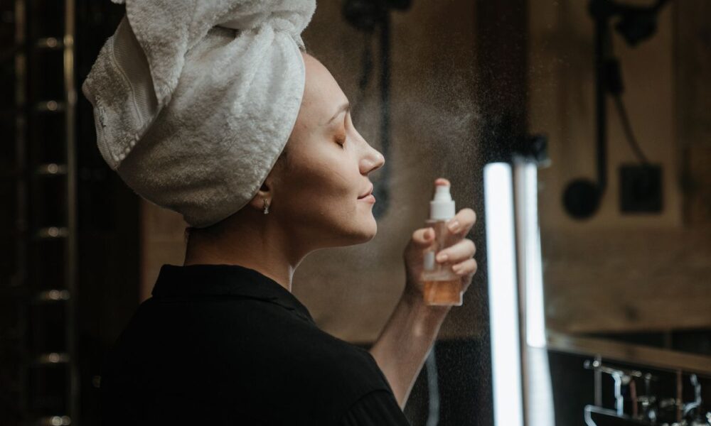 Стойкий макияж: секреты и советы для безупречного образа