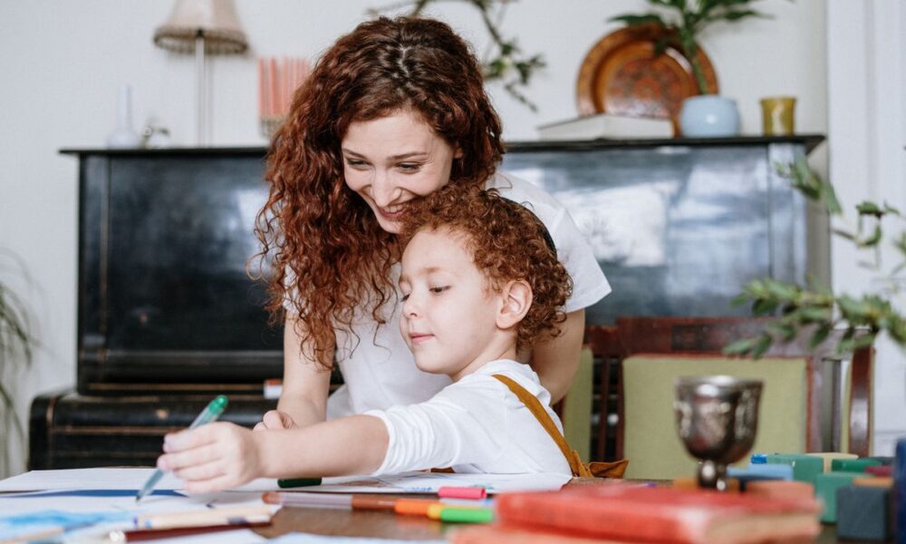 Ошибки воспитания мальчиков: советы мамам по психологии