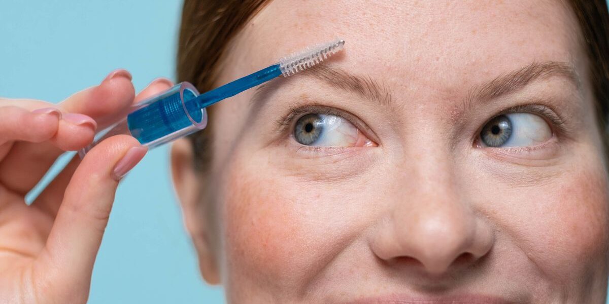 Идеальные брови: гид по мылу для бровей – что это, как использовать и где купить