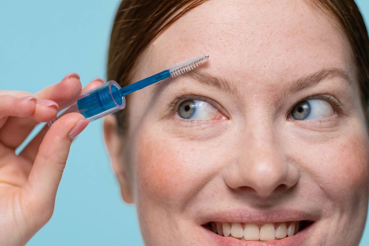 Идеальные брови: гид по мылу для бровей – что это, как использовать и где купить