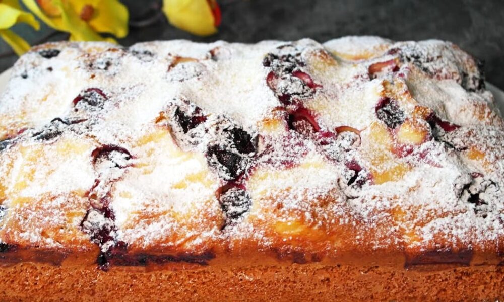 Быстрый пирог к чаю: рецепт на скорую руку из простых ингредиентов