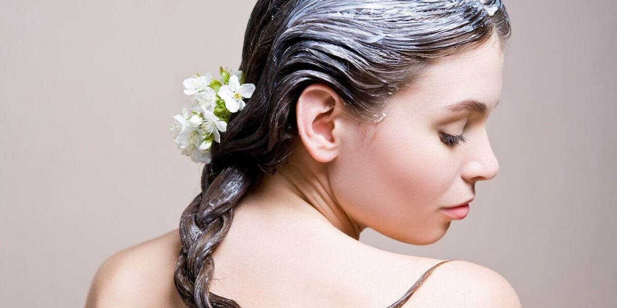 Маски для волос: 6 ошибок, которые портят ваши локоны