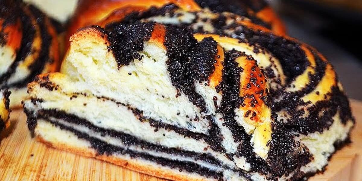 Маковый рулет на Пасху: идеальный рецепт для праздничного стола