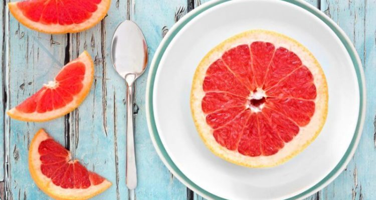 Топ продуктов для здоровья и красоты женщин после 40: что обязательно включить в рацион