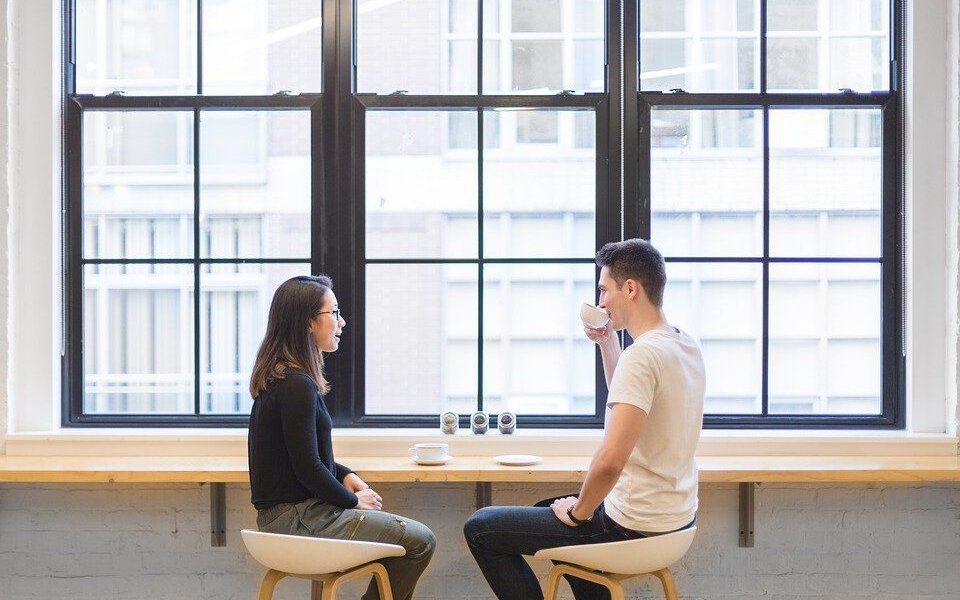 Психология отношений: почему мужчины и женщины по-разному относятся к бывшим партнерам