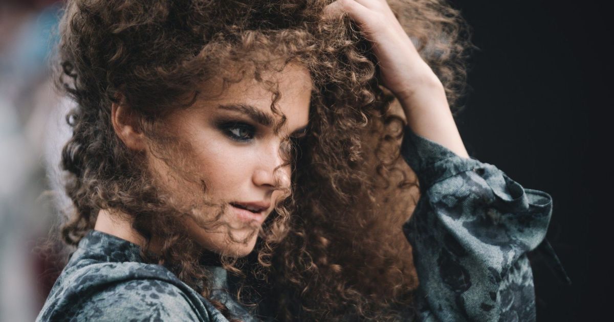 Лунный календарь стрижек на апрель 2025: лучшие дни для красоты и здоровья волос