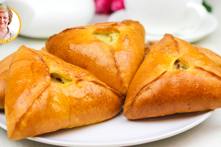 Рецепт вкусных треугольных пирожков с курицей и картошкой
