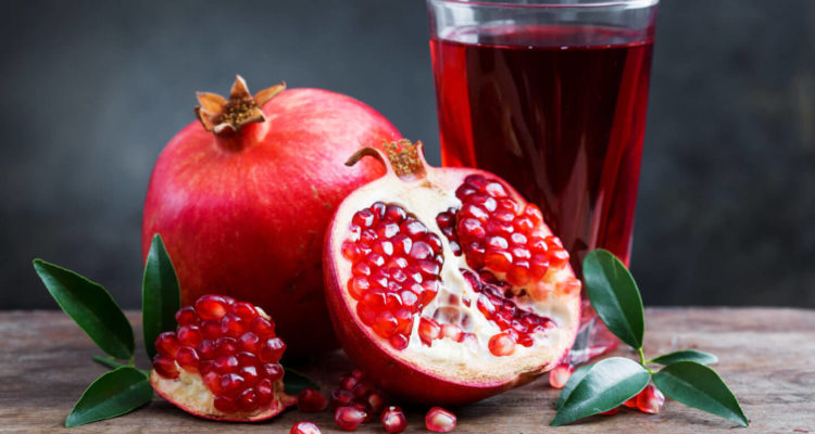 Осторожно, сок: какие напитки опасны при приеме лекарств - советы для женщин