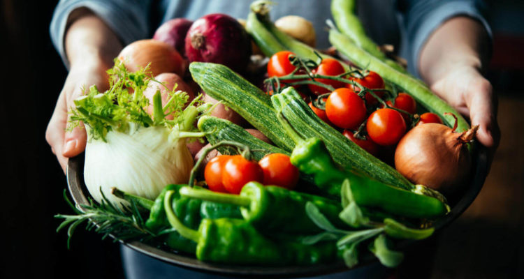 5 продуктов, ускоряющих старение: советы для женского здоровья