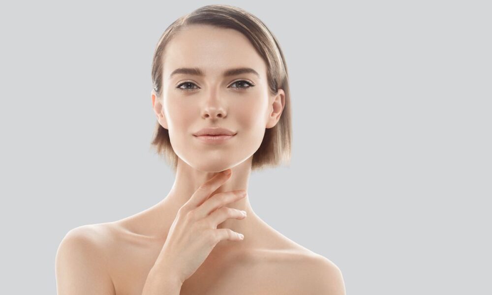 Секреты красивой кожи шеи и декольте: советы по уходу
