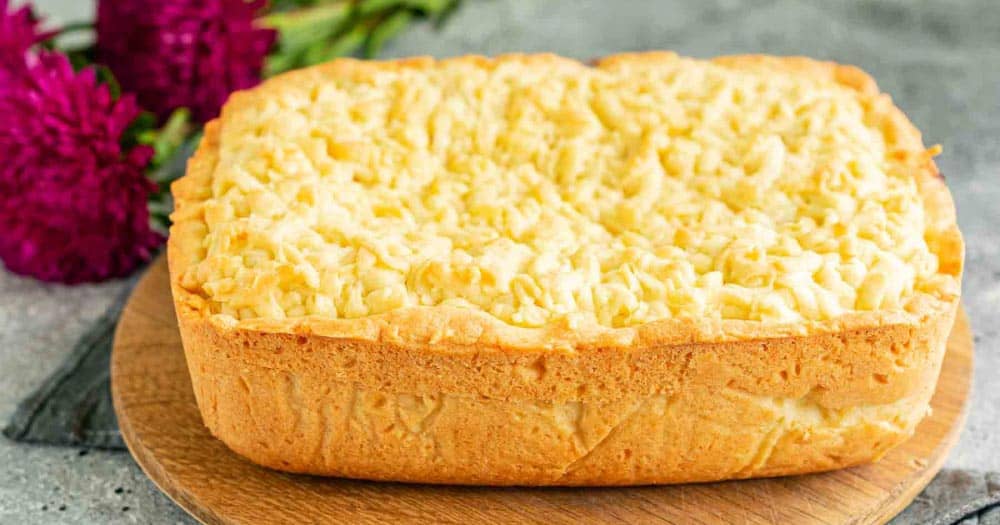 Тертый пирог с творогом: рецепт, который исчезает со стола мгновенно