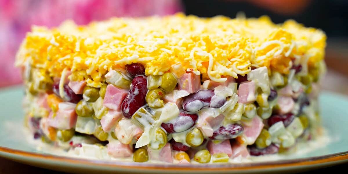 Новогодний салат Шустрик: простой рецепт вкусного салата на праздничный стол