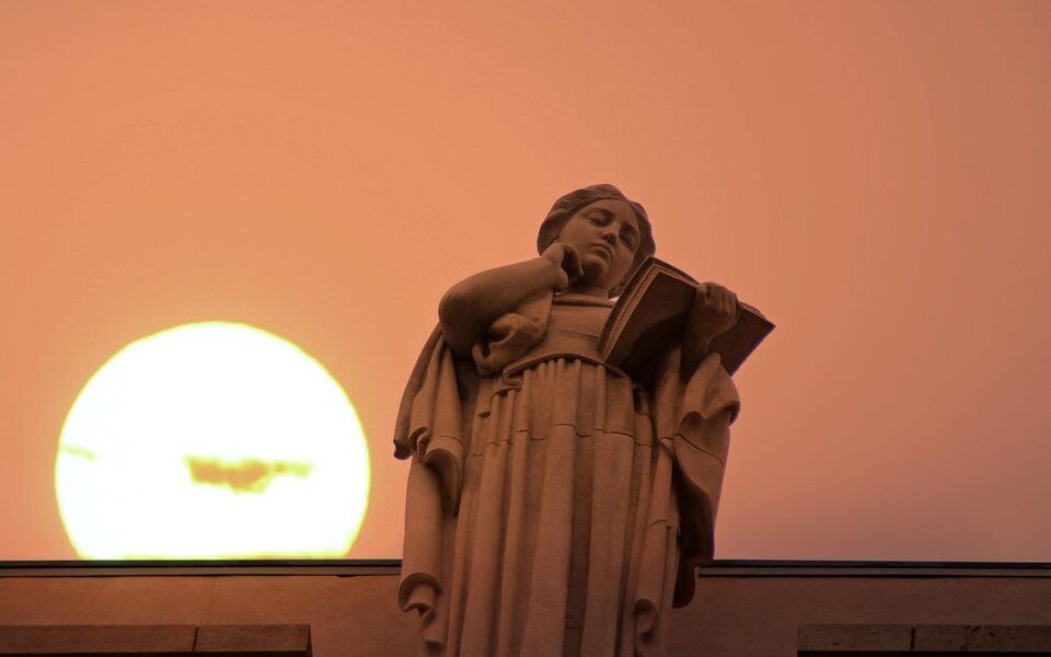 Почему люди уходят: психология расставаний