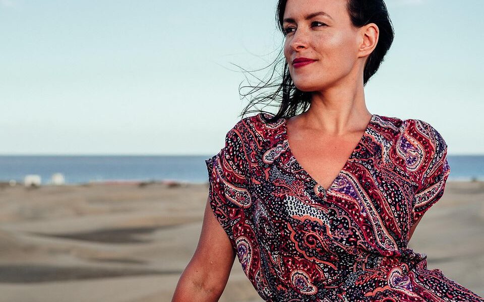 Возрастной разрыв в отношениях: психология выбора молодого партнера