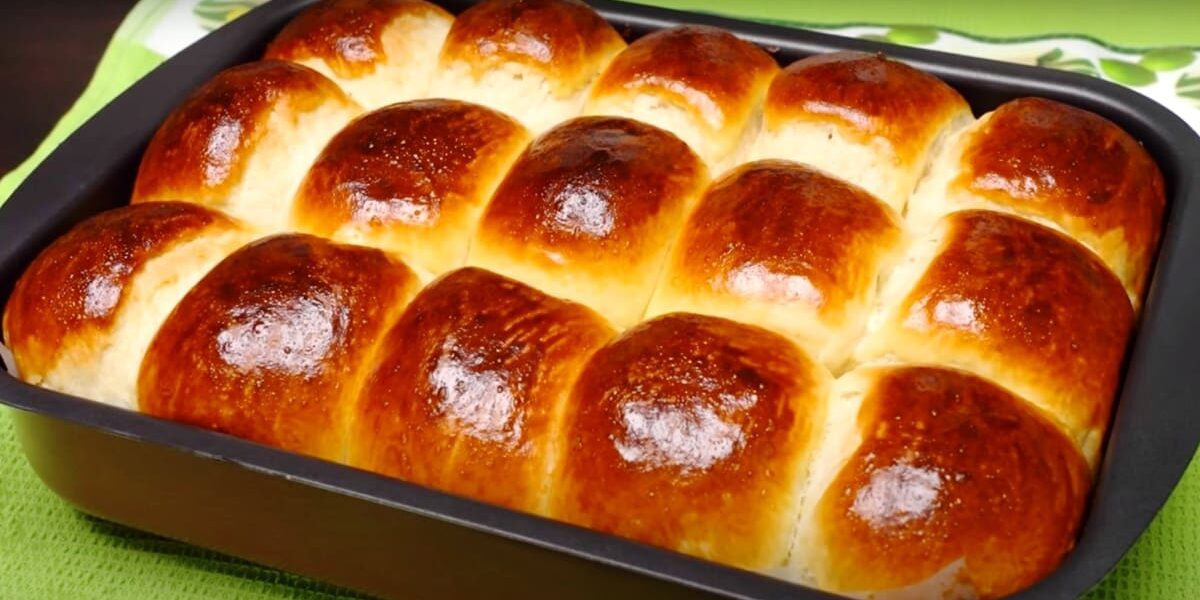 Воздушные булочки как в детстве: рецепт легендарной выпечки