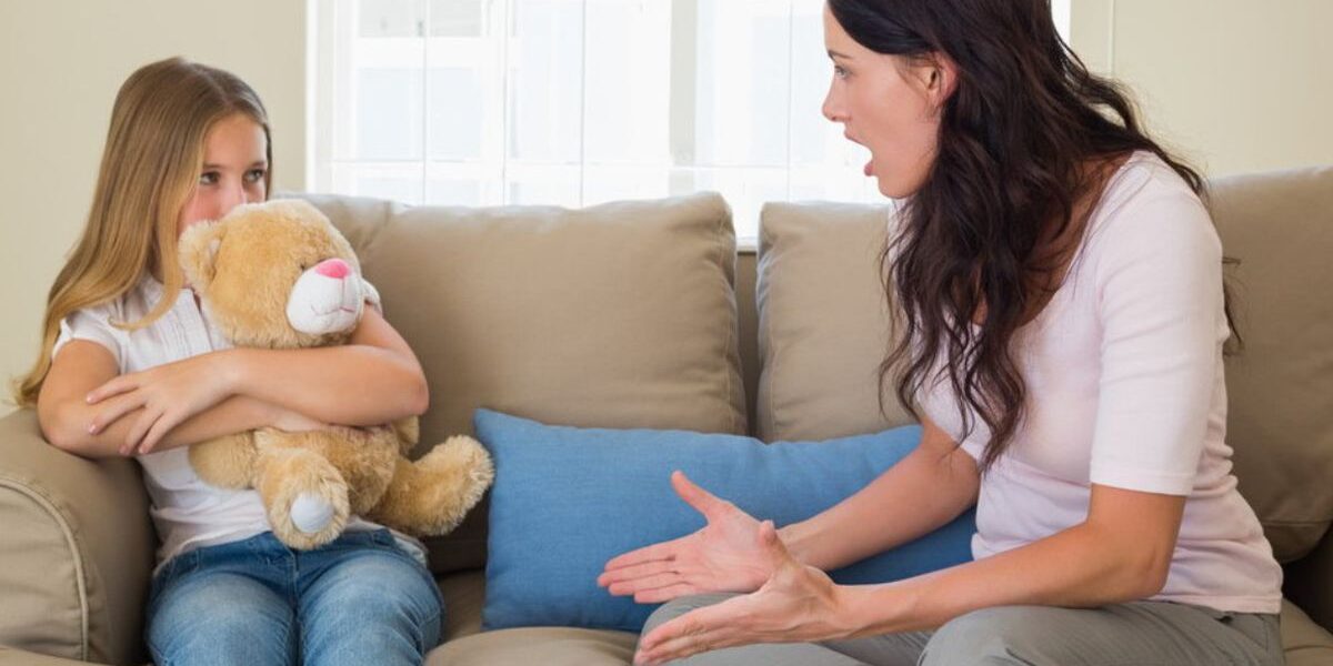 Как справиться с агрессией к ребенку: советы психолога для мам