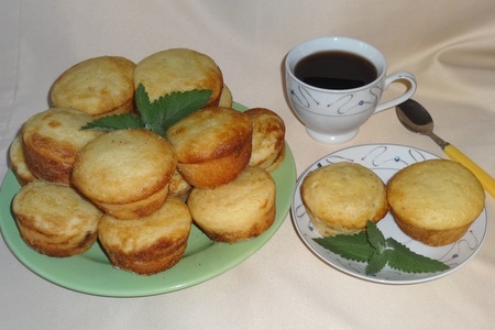 Манные кексы с начинкой: простой рецепт для всей семьи