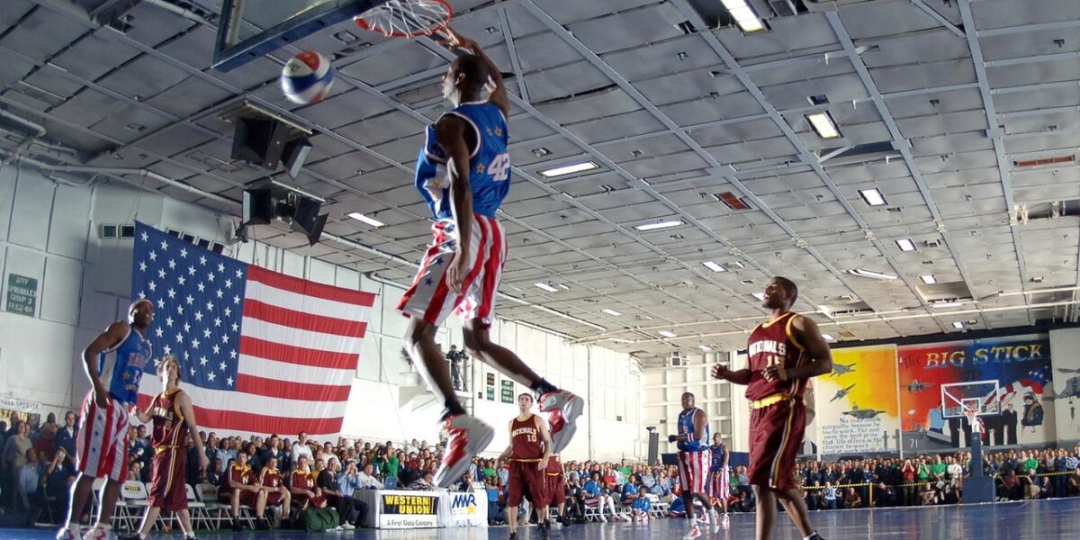 Image for: Звезды без стеснения: знаменитости, принимающие и показывающие свою настоящую красоту. Tags: баскетбол, харле...