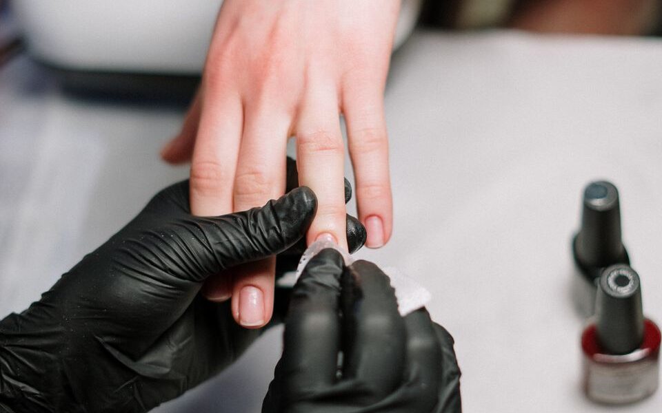 Уход за ногтями после гель-лака: восстановление и красота