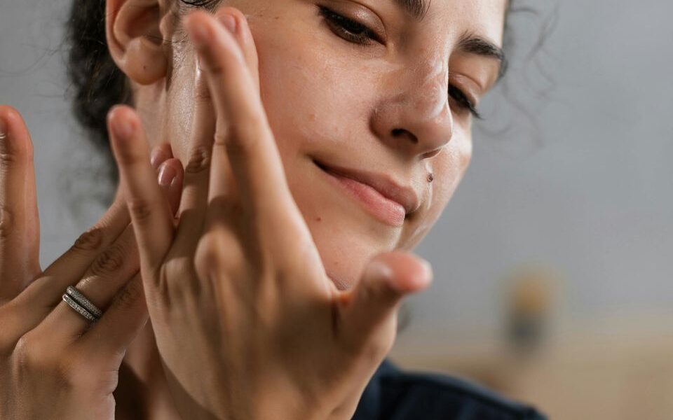 Как избавиться от сосудистой сеточки на лице: советы косметологов