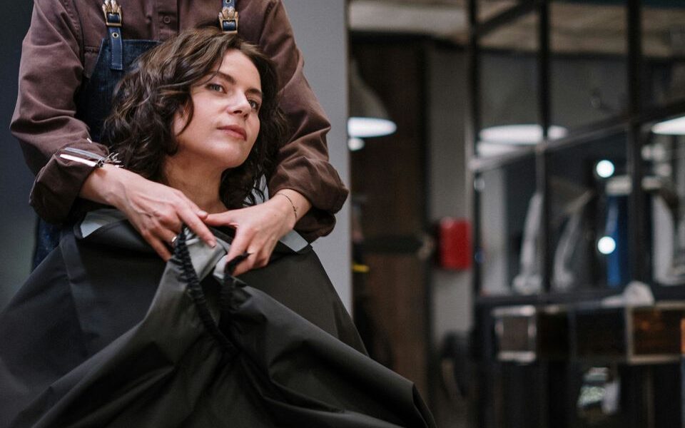 Когда пора менять прическу: признаки, что вам нужна новая стрижка