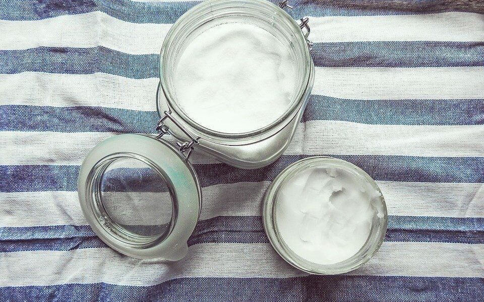 Кокосовое масло для волос: секрет роста и красоты