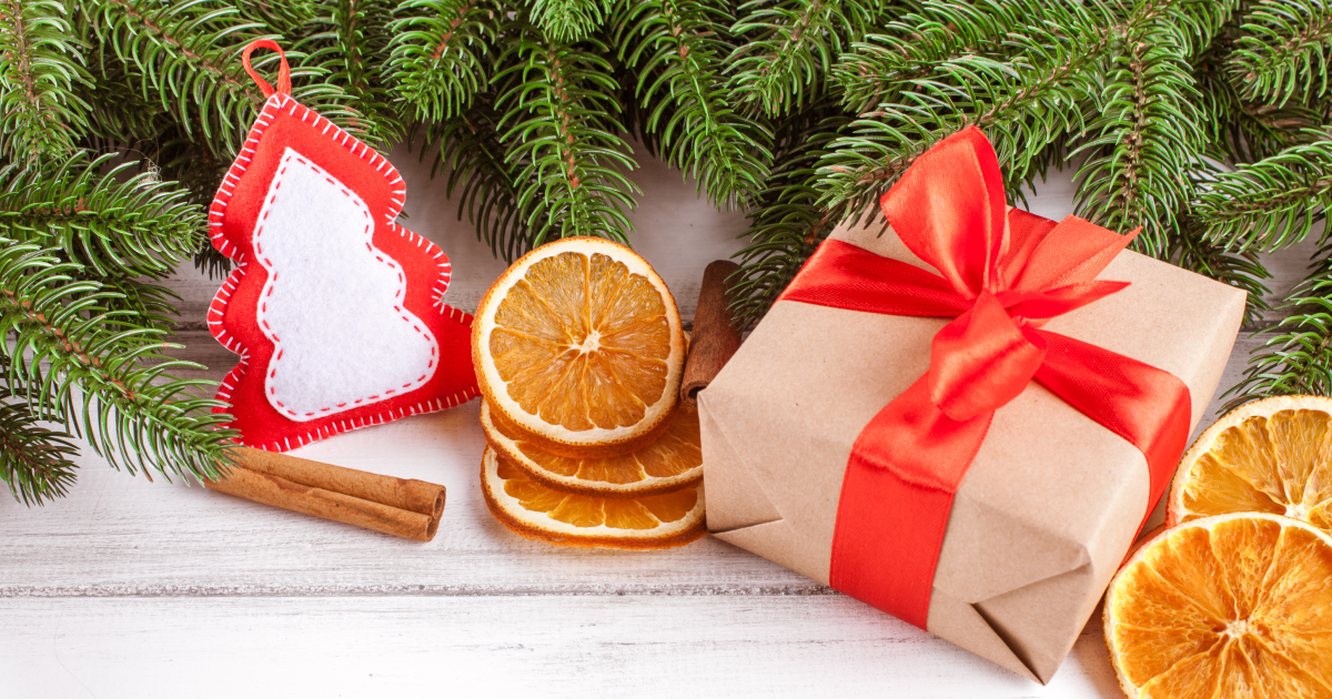 Что подарить мужчине на Новый год 2025: идеи подарков