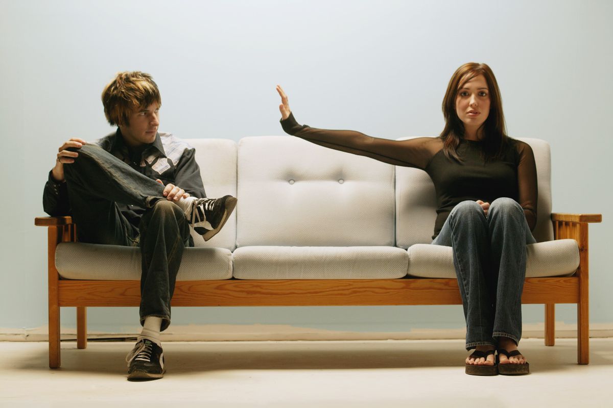 Как женщине защитить свои личные границы: советы психолога