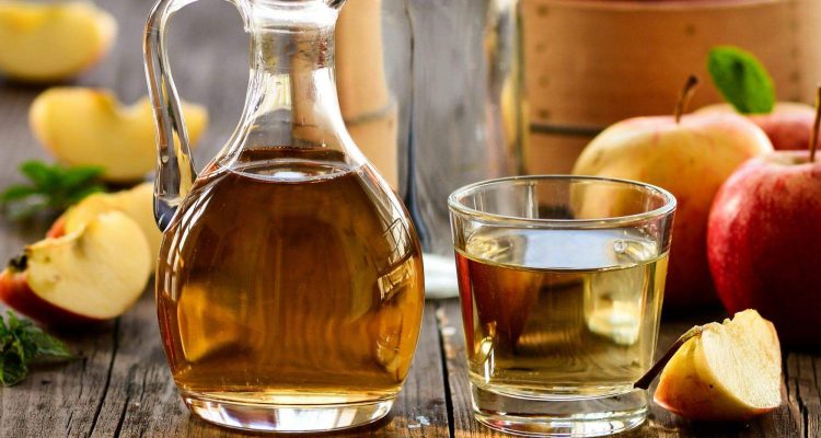 Яблочный уксус для женского здоровья: 4 научно доказанных преимущества